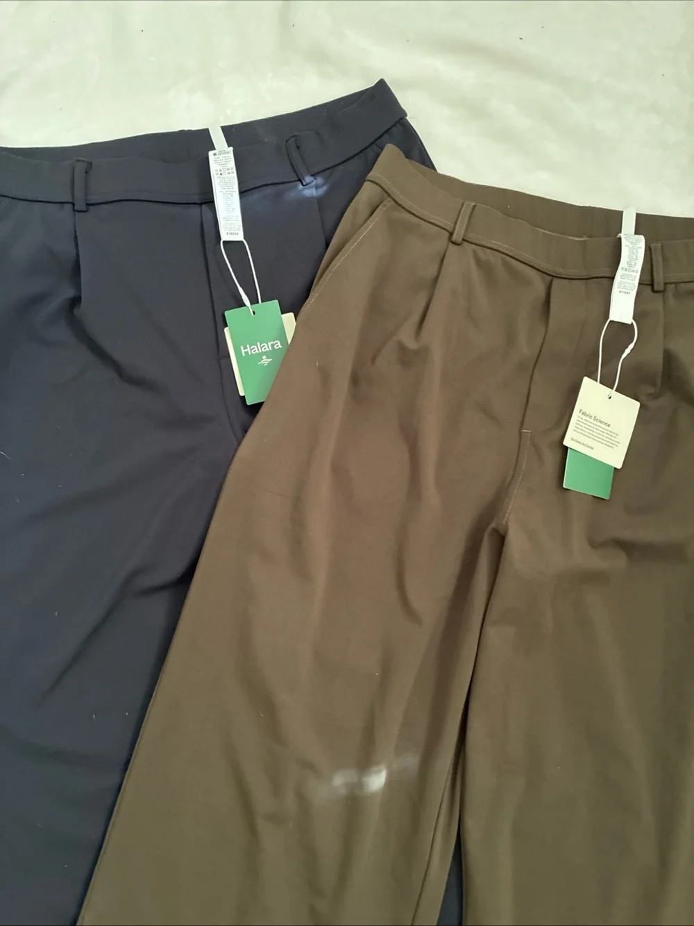 Halara 2 pair NWT pants - Picture 2 of 3